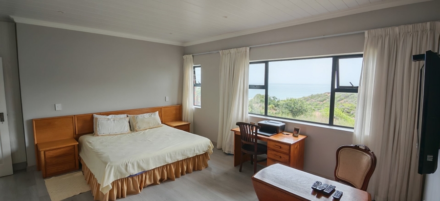 4 Bedroom Property for Sale in Dana Bay Western Cape